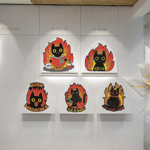 Broche en émail 'Angry for' motif flamme et animal, badge de revers pour la Fête des Pères, la remise des diplômes, le Nouvel An, cadeau - Product Image 3