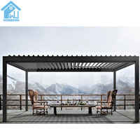 Pergola en aluminium robuste Sweet Home avec toit motorisé, pavillon bioclimatique résistant aux intempéries et lames orientables