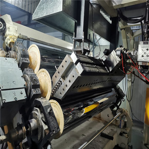 Feuilles de <span class=keywords><strong>Polyrise</strong></span> Polycarbonate SolidHard revêtement anti-rayures feuilles de PC de haute qualité 2mm-10mm de l'usine chinoise faisant la Machine - Product Image 6