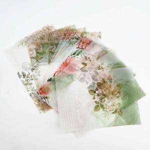 Papel vitela de impresión personalizada al por mayor con logotipo personalizado con patrón de flores translúcidas para tarjetas de felicitación de invitación - Product Image 3