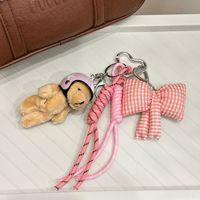 Porte-clés Casque de Moto de Luxe Mignon Mini Ours en Peluche avec Nœud Papillon, Charme de Sac pour Femme, Porte-clés de Voiture Poupée en Peluche