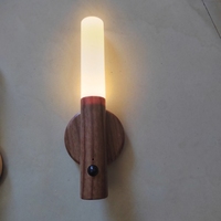Veilleuse LED 3D à détecteur de mouvement rechargeable pour chambre, commande tactile, lumière murale sans fil, lampe de chevet portable avec longue autonomie