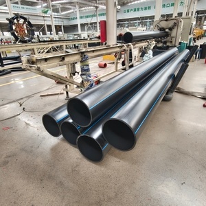 Tuyau HDPE noir de 180 mm avec bande bleue pour l'alimentation en <span class=keywords><strong>eau</strong></span> potable, PE100, polyéthylène haute densité, tuyauterie d'irrigation - Product Image 4
