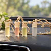 Diffuseur de parfum de luxe suspendu pour voiture, en verre, rechargeable, pour désodorisant automobile, huile parfumée, emballage personnalisé