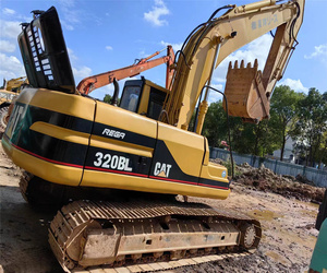 เครื่องขุดแมว320BL มือสองสภาพรถตัก325BL ตีนตะขาบ320BL 330B มือสอง/330BL มือสอง - Product Image 1