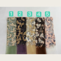 Tissu en tulle brodé de fleurs 3D en ruban, orné de perles et de paillettes, pour robe de mariée et robe de soirée