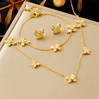 Ensemble de bijoux en acier inoxydable doré avec collier, bracelet et boucles d'oreilles papillon, ailes scintillantes, chaîne câble, clous d'oreilles, pour femmes, vente en gros, personnalisable OEM