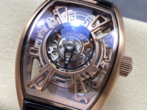 Reloj Mecánico de Lujo de Súper Calidad con Movimiento Tourbillon Central Luminoso, Reloj Esqueleto con Forma Tonneau y Grand Tourbillon Central - Product Image 3