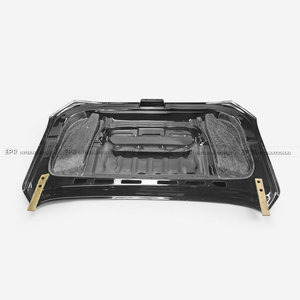 Capó de Ventilación Estilo VRSA1 de Fibra de Carbono y Fibra de Vidrio Forjada con Panal de Abeja para Subaru WRX STI S4 VAB VAF 15-20 en Adelante - Product Image 3