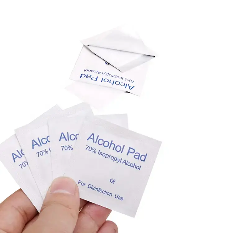 ISO/CE certificated alcohol pad logo customized alcohol prep pad for daily use in store