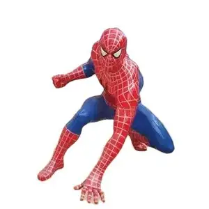 Levensgroot Standbeeld Van Wonderen Superhelden Figuren Spider-Man En Iron Man Ideaal Voor Arcade Centra Wonder Displays