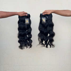 Vente en gros Paquets de cheveux ondulés cambodgiens Fournisseurs de cheveux brésiliens droits naturels humains bruts du temple indien - Product Image 1