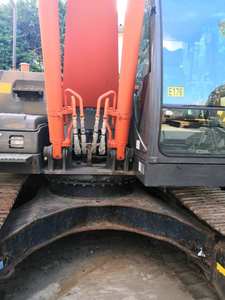 Excavadora sobre orugas con capacidad de cucharón de 0.8m3 de 20 toneladas, marca japonesa usada Hitachii, zx240, con precio competitivo - Product Image 2