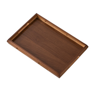 Bandeja de té rectangular de madera maciza color nogal con asa para almacenamiento de pan y repostería en el hogar. - Product Image 5