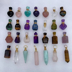 Bouteilles d'huiles essentielles en pierres précieuses mélangées à prix de gros, flacons de parfum en cristal, pendentifs pour colliers, idéaux pour les cadeaux - Product Image 1