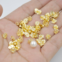 Bouchon d'oreille La boucle d'arc derrière les goujons Boucles d'oreilles Bouchons à clous Fixation en métal antidérapante Boucle d'oreille Boucle d'oreille Bouchon Boucles d'oreilles Retour