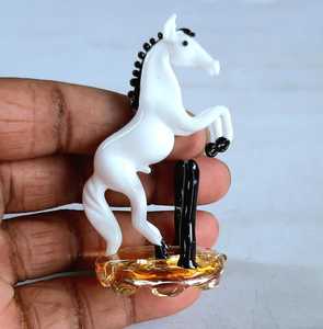Figura de Caballo de Vidrio Hecha a Mano, Escultura Artística de Animal Blanco Sentado en una Silla, Decoración para el Hogar - Product Image 5