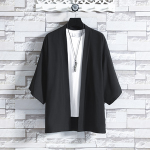 Chemises <span class=keywords><strong>Kimono</strong></span> Japonaises pour Hommes, Cardigan Léger et Décontracté à Points Ouverts, Yukata Tendance Noir, Manches 3/4, Vêtement d'Extérieur pour les Vacances d'Été - Product Image 1