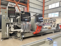 Scie de découpe robuste CNC pour murs-rideaux, machine de traitement de fenêtres de formes spéciales, découpe industrielle d'angles en aluminium composite