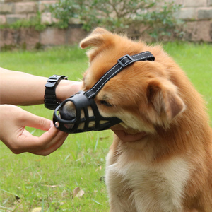 경량 부드럽고 유연한 개 총구 충격 방지 내마모성 기능 방수 쉬운 청소 새로운 만화 디자인 애완 동물 제품 - Product Image 3