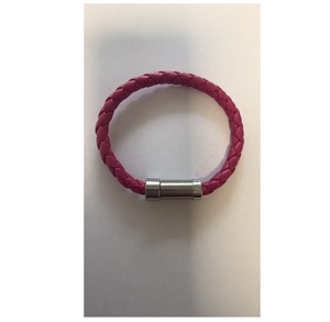 Bracelet tressé personnalisé avec fermoir magnétique, style tendance pour hommes et femmes - Product Image 1