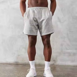 Shorts de sport pour homme avec poches, tissu et logo personnalisés, vêtements de sport respirants, shorts de course - Product Image 3