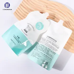 China Supplier factory Custom wholesale Reusable Plastic Mylar Spout Pouch Bag drink Packaging Spout Pouch with Spout
