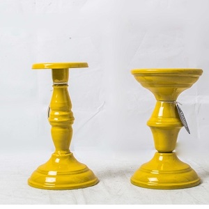 Ensemble de deux bougeoirs à revêtement en poudre pour décoration de maison et de mariage disponibles au prix de gros de l'Inde - Product Image 1