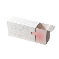 Boîte cadeau à double tiroir avec logo personnalisé en relief et plateau intérieur pour l'emballage de produits alimentaires et de soins de la peau de luxe