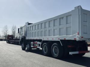 Camión volquete Howo Sinotruck Volquete 8x4 12 Ruedas Howo 371 6x4 Camión volquete Howo - Product Image 3