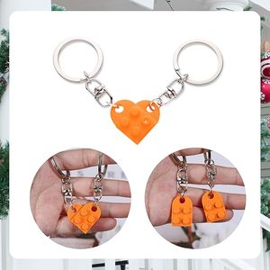 Juego de llaveros de corazón para parejas, bloques de construcción de acrílico, rompecabezas DIY, dijes de amor, 2 piezas, regalos para novio y novia - Product Image 4