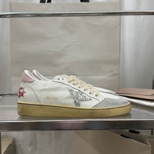 Zapatos Clásicos Dirty Little, Lentejuelas Plateadas, Detalle Rosa en la Parte Trasera, Zapatos Casuales Versátiles de Piel Vacuna de Alta Gama que Aumentan la Estatura para Todas las Temporadas - Product Image 1