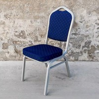 Chaise de banquet durable en métal argenté avec cadre veiné et tissu noir pour mariage, fête, hôtel, cuisine, salle à manger - Vente en gros