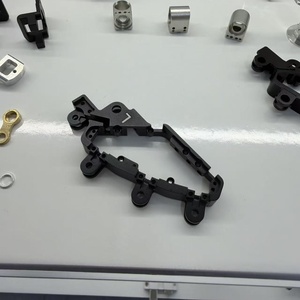 Pièces en aluminium usinées CNC de précision, composants en alliage d'aluminium sur mesure, fabrication en usine 25Y QC Rpt - Product Image 6