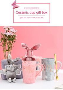 2026 Venta al por mayor: Nuevo y moderno set de regalo corporativo personalizado de tazas de café con cuchara, toalla y muñeco de conejo para mujeres y niñas - Product Image 4