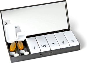 Caja de pastillas semanal con tapa giratoria de PP, a prueba de polvo, con espejo dental, resistente a niños, logotipo personalizado, multicolor, clásica, para cuidado dental, venta al por mayor - Product Image 3