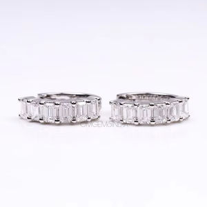 ต่างหูเพชรแบบห่วงและแบบติดหูสำหรับผู้หญิง |   สไตล์โบฮีเมีย |   ทรงกลมเจียระไนแบบบริลเลียนท์ |   ทองคำขาว 14K |   เพชรที่เพาะเลี้ยงในห้องปฏิบัติการ - Product Image 1