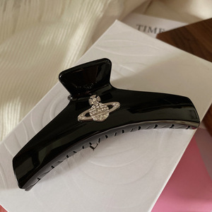 Vente en gros de pinces à cheveux en forme de nœud, accessoires pour cheveux en acrylique pour femmes et filles, pinces à cheveux de luxe - Product Image 3