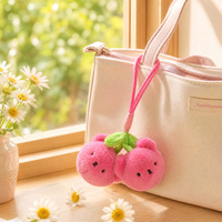 Porte-clés en peluche ours cerise mignon, pendentif cerise à double tête d'ours, breloque de sac douce et moelleuse, porte-clés en peluche Kawaii