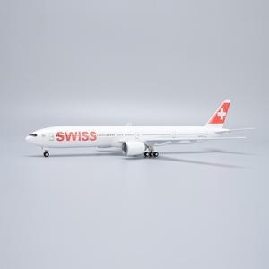 Modèle d'avion Boeing 777 <span class=keywords><strong>suisse</strong></span> en résine à l'échelle 1:160 avec train d'atterrissage et base en bois, avion de ligne simulé, décoration d'intérieur, cadeau d'entreprise - Product Image 2