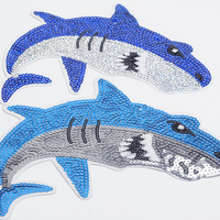 Patch de requin brodé écologique à sequins réversibles, bicolore bleu-argent, applique thermocollante pour maillots de bain, sacs à dos et articles de plage estivaux