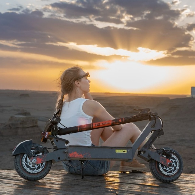 Eu Warehouse Kukirin G2 Ultra Two-wheel Electric Scooter New Design Folding All-Terrain Extra Long Smart Meter Dual Drive 864WH