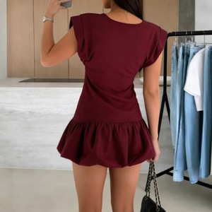 Nuova Collezione Primavera Estate 2026 Abbigliamento Donna Cross-border TkTemu Commercio Estero Europeo e Americano Tinta Unita Moda Corta - Product Image 1