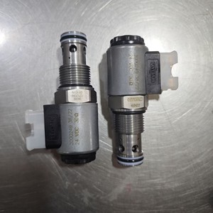 โซลินอยด์ควบคุมทิศทาง WSM12120W-01-C-N-24DG - Product Image 1