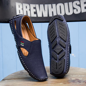 Sandales de plage décontractées pour hommes de haute qualité en <span class=keywords><strong>cuir</strong></span> respirant, chaussures <span class=keywords><strong>bateau</strong></span> confortables de loisirs en plein air, design multicolore - Product Image 3