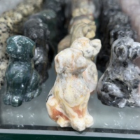 Figurine de chien en cristal naturel en gros, statue de chiot en pierre brute, ornement animal de guérison Reiki, décoration Feng Shui, cadeau