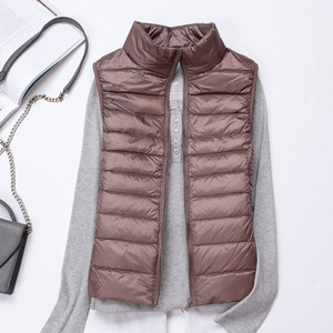 Nouveau femmes sans manches femmes <span class=keywords><strong>très</strong></span> léger vers le bas gilets Slim vestes fille Gilet léger coupe-vent chaud Portable gilet - Product Image 5