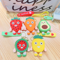 Porte-clés unisexe exquis en silicone mini, motif fruit, bonbon, poupée en PU, dessin animé mignon, pendentif pour sac à dos et porte-monnaie