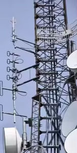 เสาอากาศฐานแบบไดโพล VHF ช่วงความถี่ 136-174MHz ชุด 4 ตัว กำลังขยายสูง 10dBi พร้อมตัวแยกสัญญาณไฟ 4 ทาง 1 ชิ้น - Product Image 4