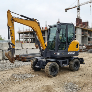 Excavatrice hydraulique sur roues d'occasion à faible nombre d'heures de fonctionnement, 6 tonnes, godet de 0,23 m³, modèle XE60WGH, 48 kW, pour travaux municipaux et de jardinage - Product Image 1